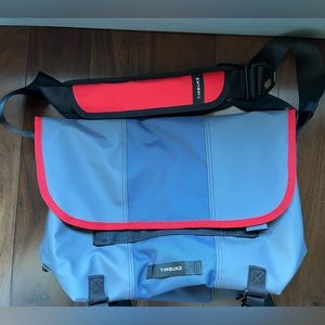 Brand-New Timbuk2 Classic Messenger Bag (Medium)